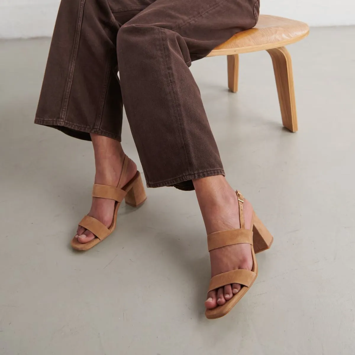 088- Vico Velours Camel