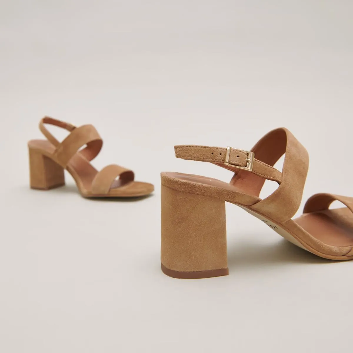 088- Vico Velours Camel