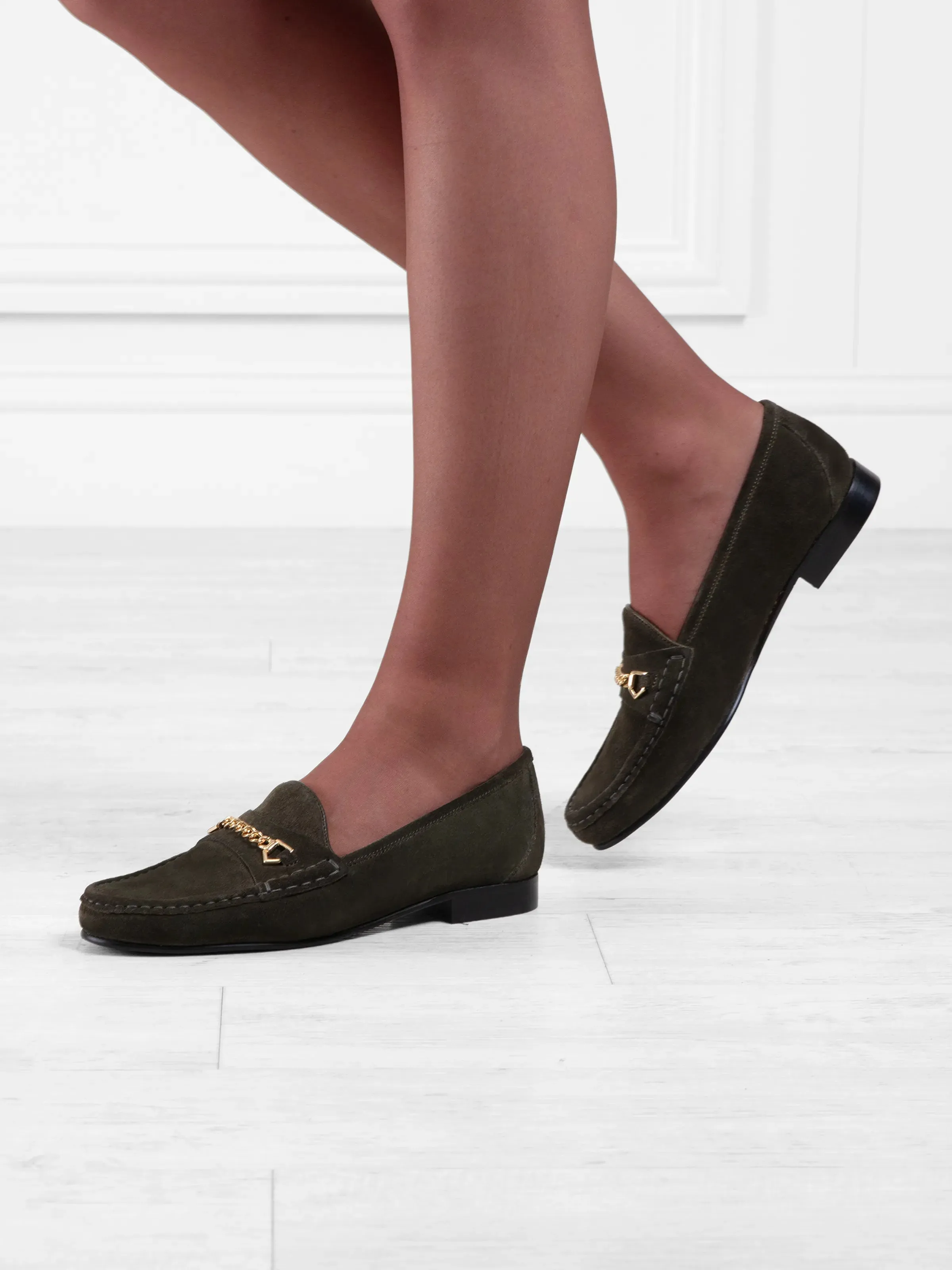Apsley - Moss Green Suede