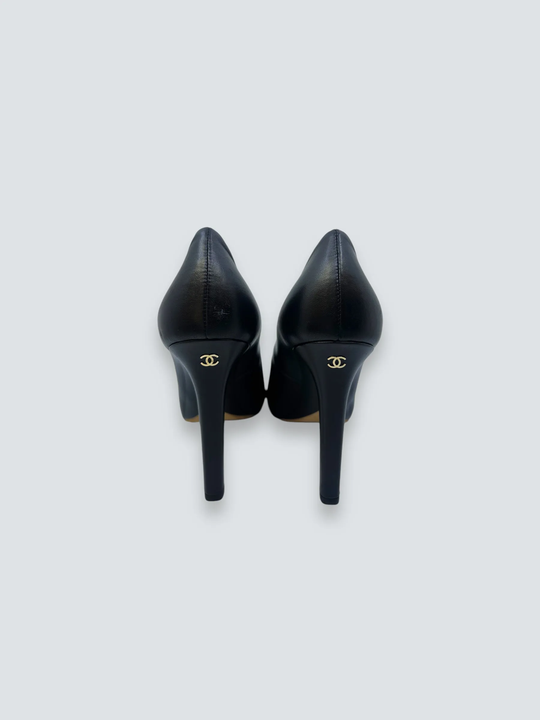 Chanel Size UK 6 Black Leather Heels