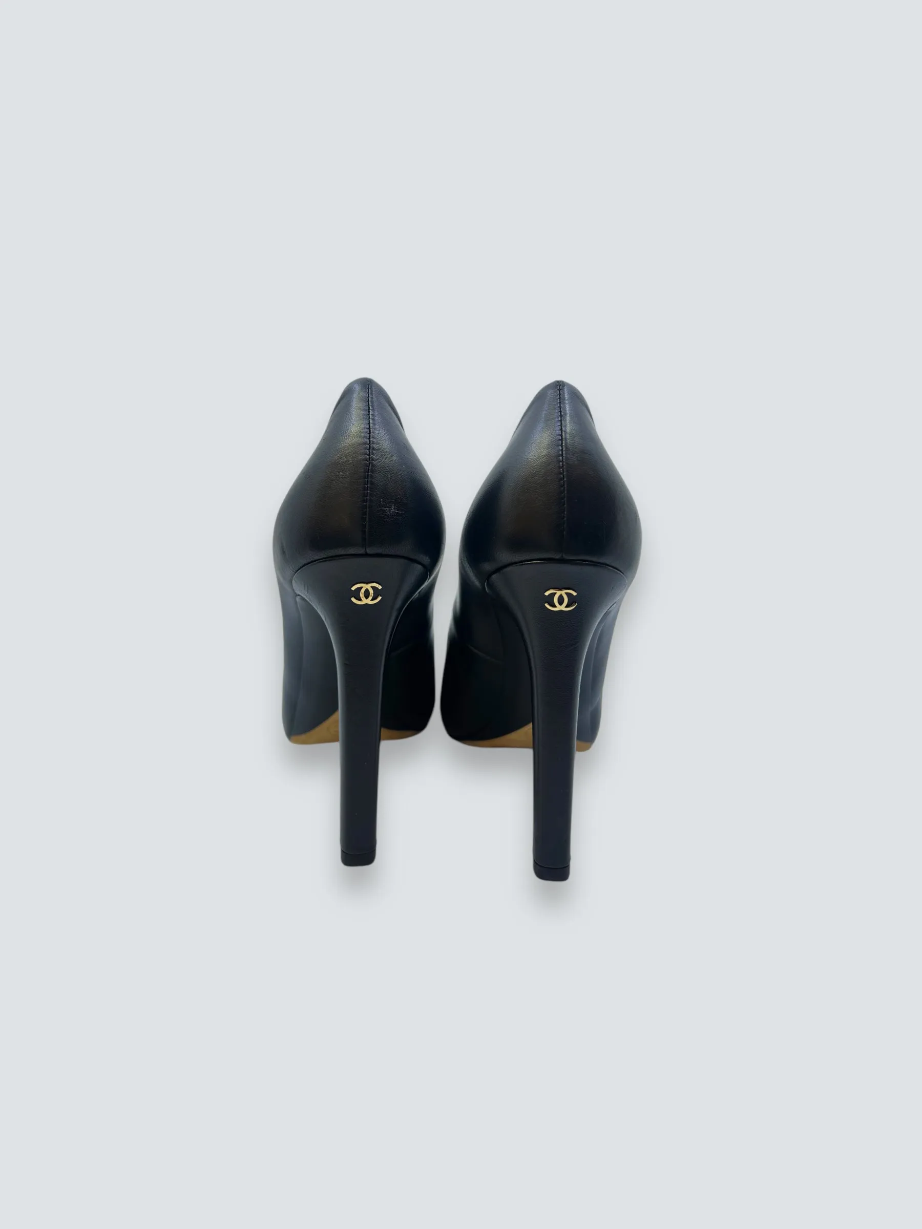 Chanel Size UK 6 Black Leather Heels
