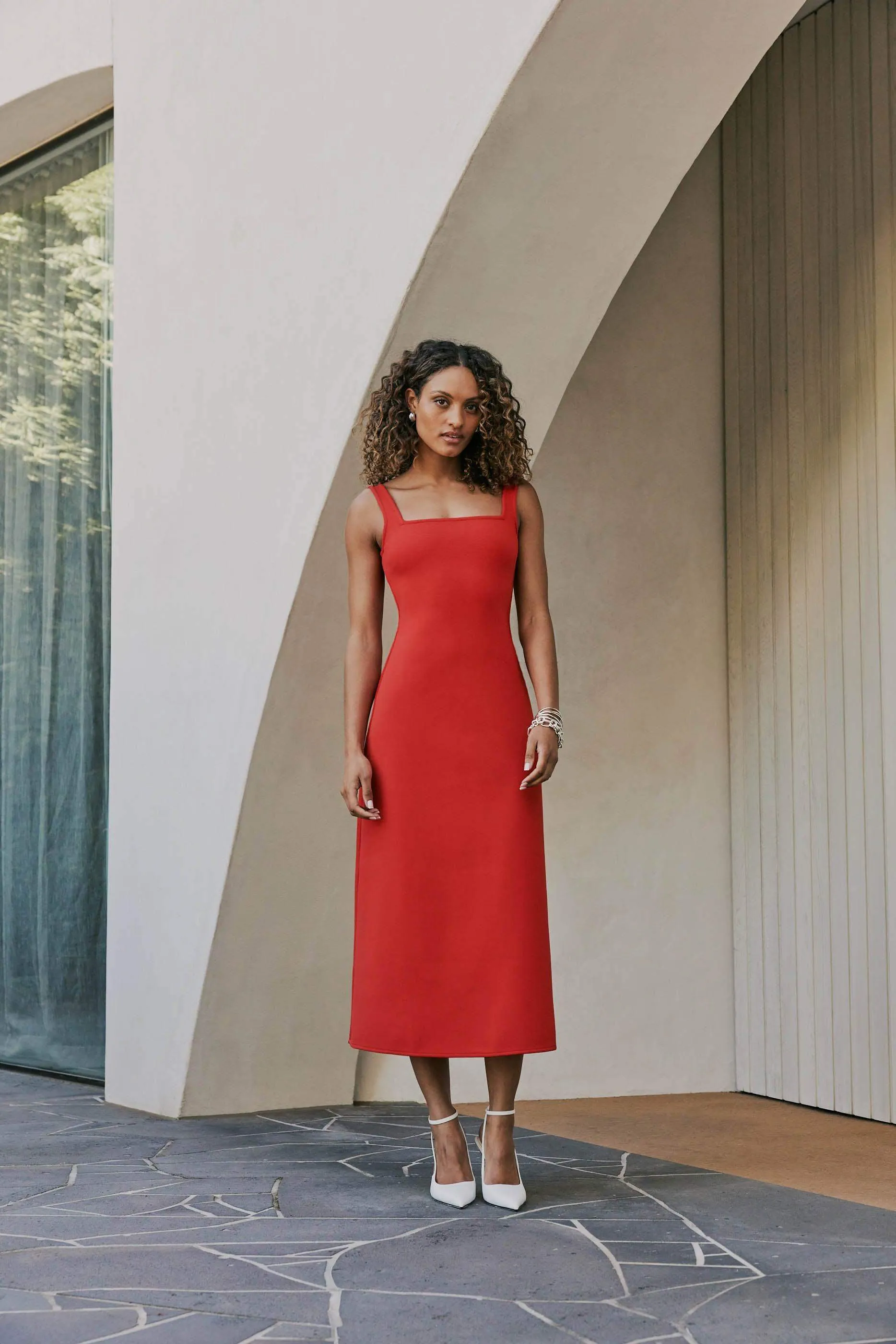 CURAAE Mia Midi Dress In Cherry Red