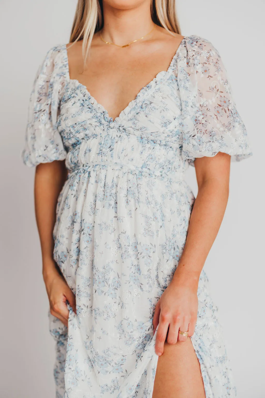 Daphne High Slit Eyelet Detail Maxi Dress in Blue and White Floral - Inclusive Sizing - Inclusive Sizing