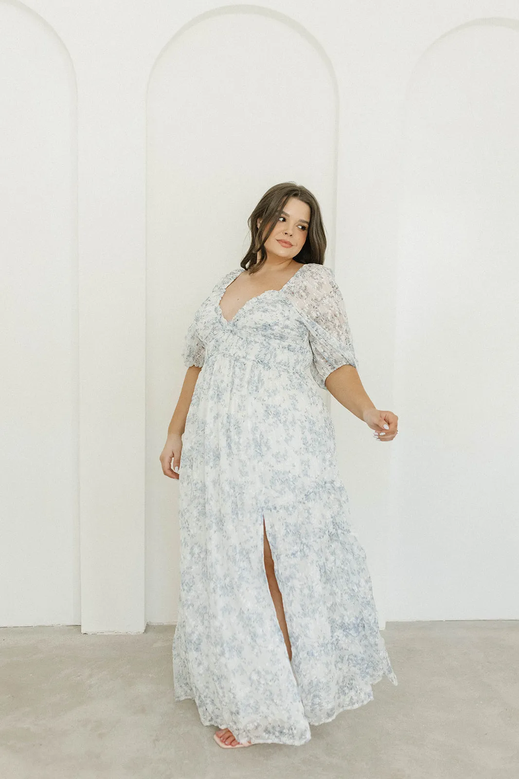 Daphne High Slit Eyelet Detail Maxi Dress in Blue and White Floral - Inclusive Sizing - Inclusive Sizing