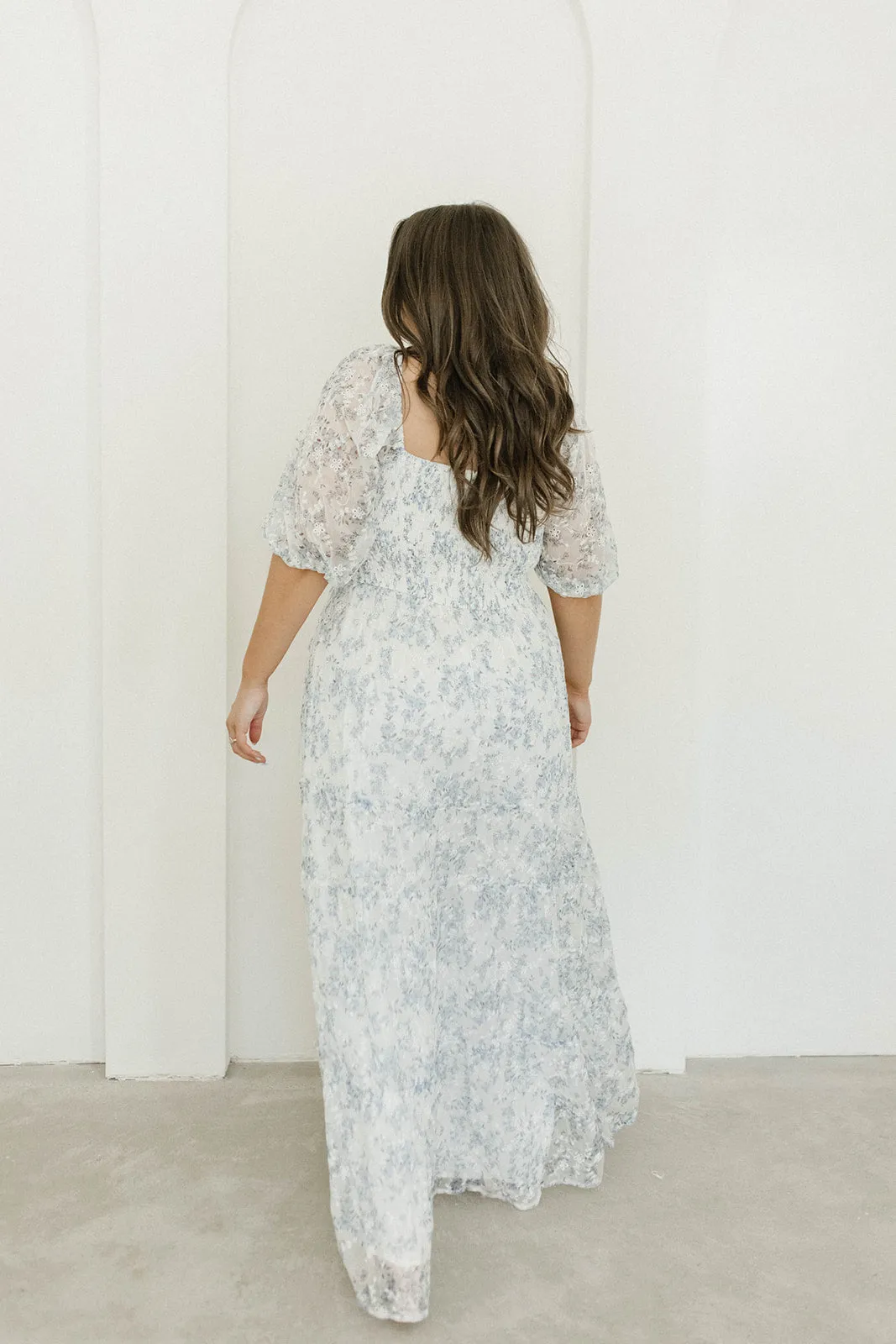 Daphne High Slit Eyelet Detail Maxi Dress in Blue and White Floral - Inclusive Sizing - Inclusive Sizing