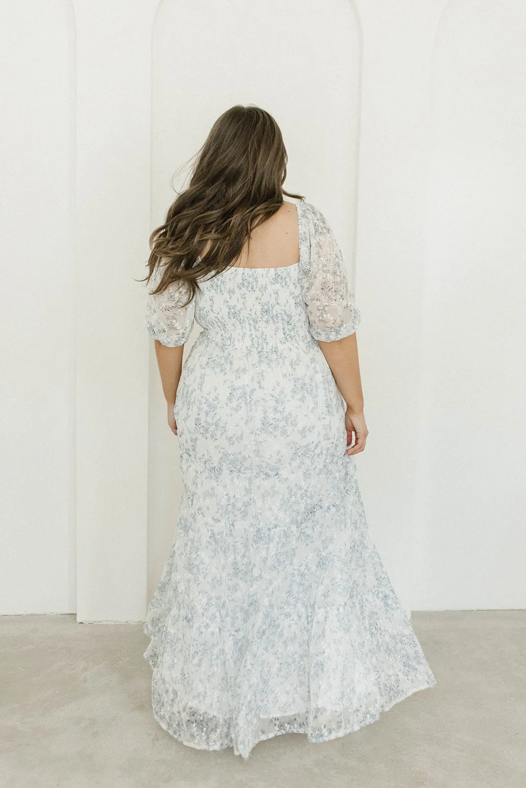 Daphne High Slit Eyelet Detail Maxi Dress in Blue and White Floral - Inclusive Sizing - Inclusive Sizing