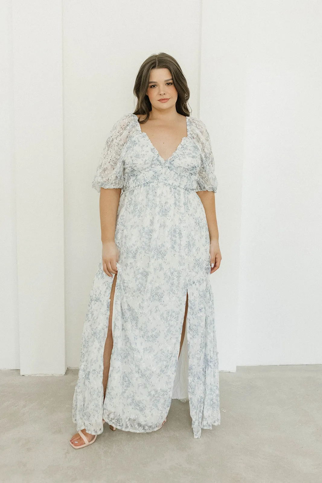 Daphne High Slit Eyelet Detail Maxi Dress in Blue and White Floral - Inclusive Sizing - Inclusive Sizing