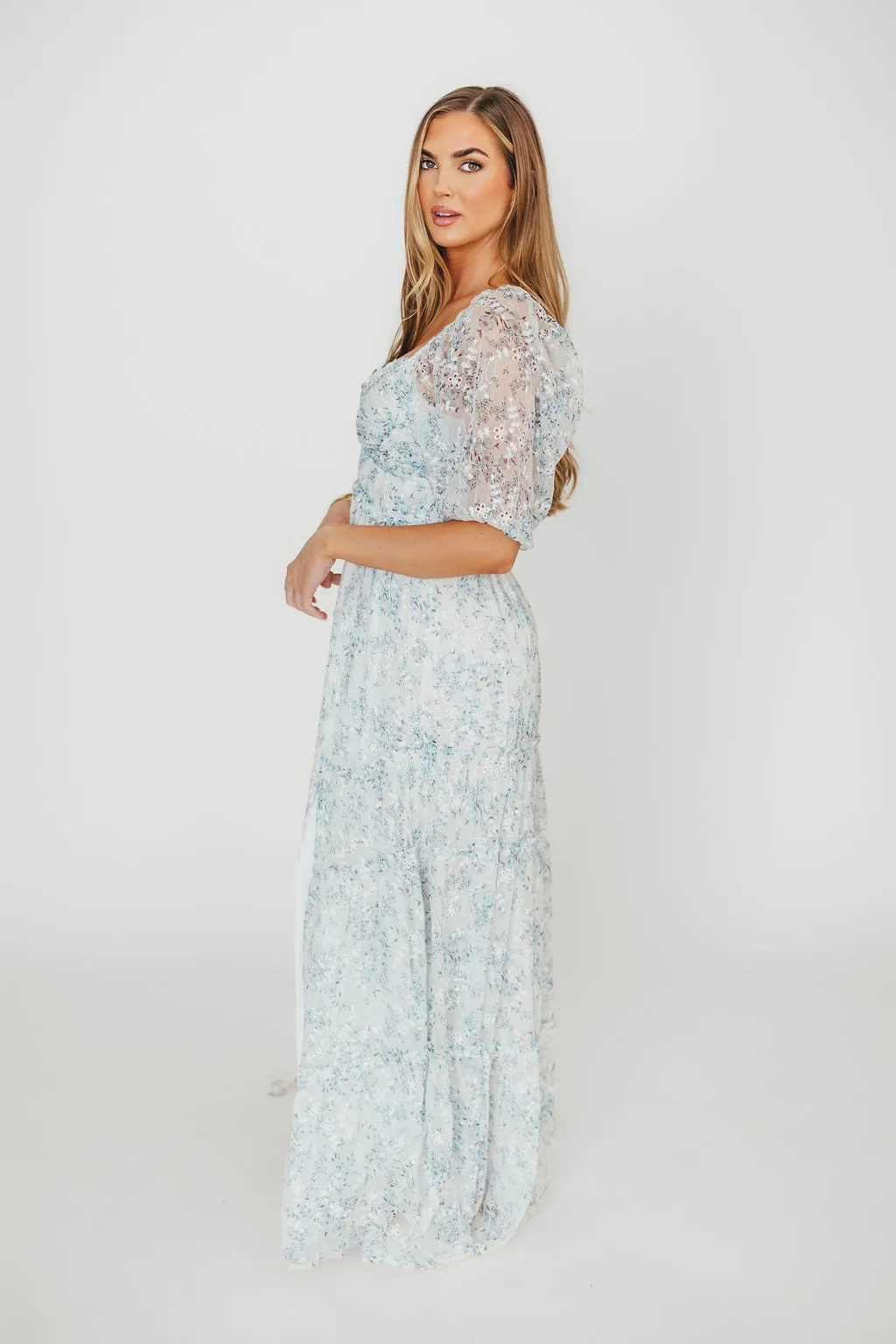Daphne High Slit Eyelet Detail Maxi Dress in Blue and White Floral - Inclusive Sizing - Inclusive Sizing