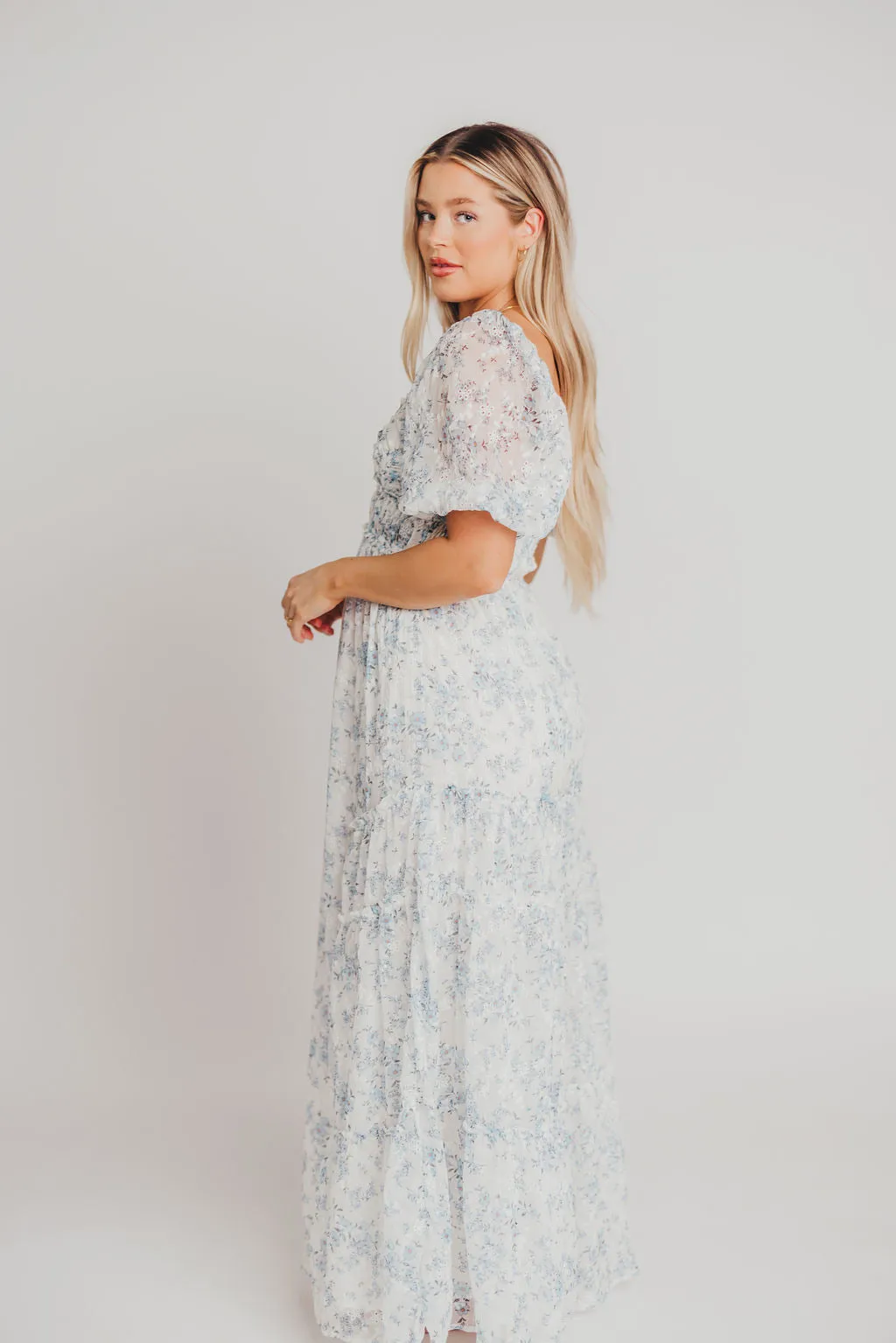 Daphne High Slit Eyelet Detail Maxi Dress in Blue and White Floral - Inclusive Sizing - Inclusive Sizing