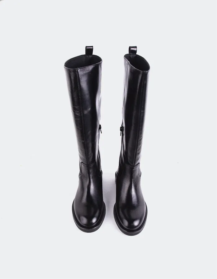 Lherma Black Leather