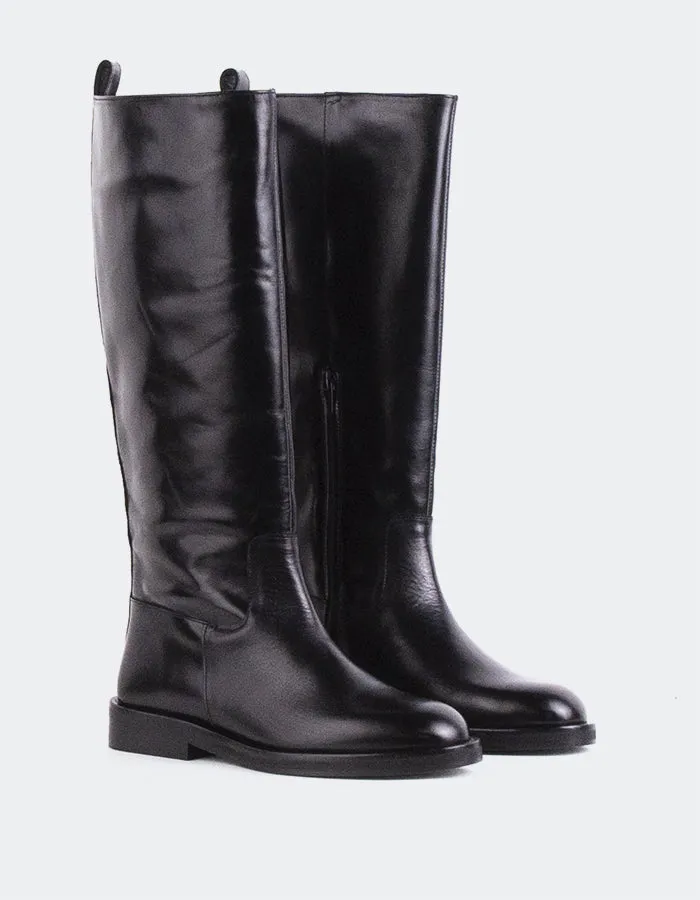 Lherma Black Leather