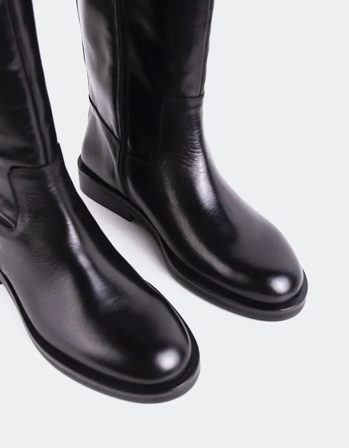 Lherma Black Leather